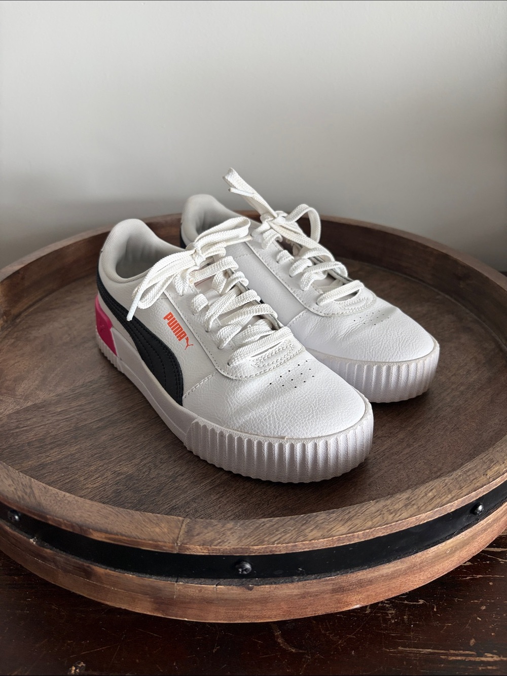 Puma White Low-Top Sneakers with Black Stripe and Pink Heel Accent - Picture 3 of 10